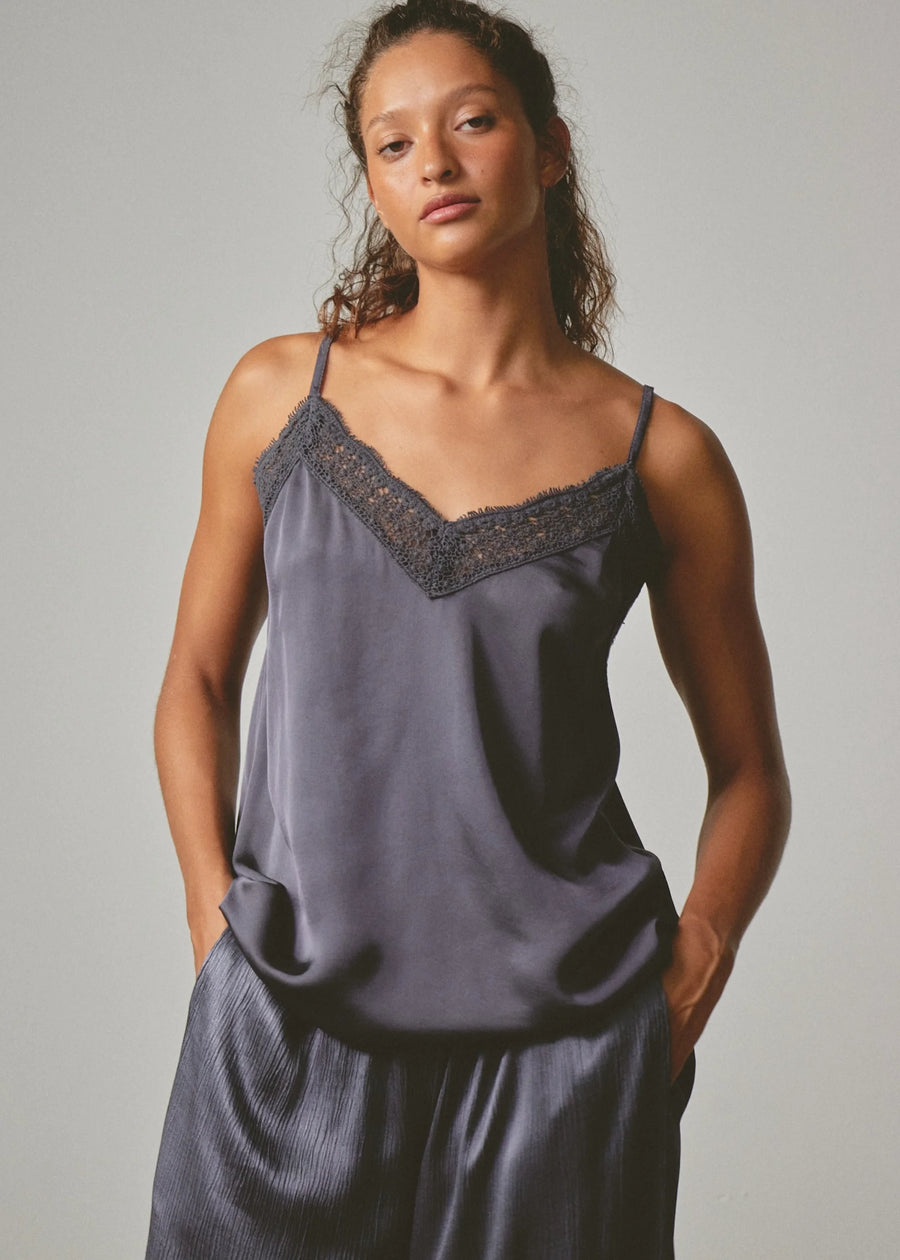 Nocturno Lace Top