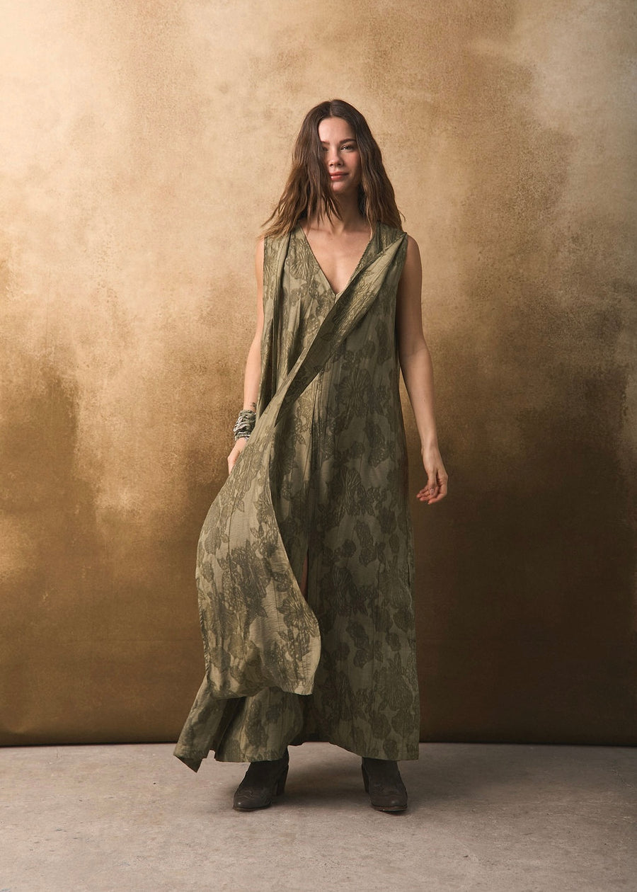 Nudos de la tierra dress