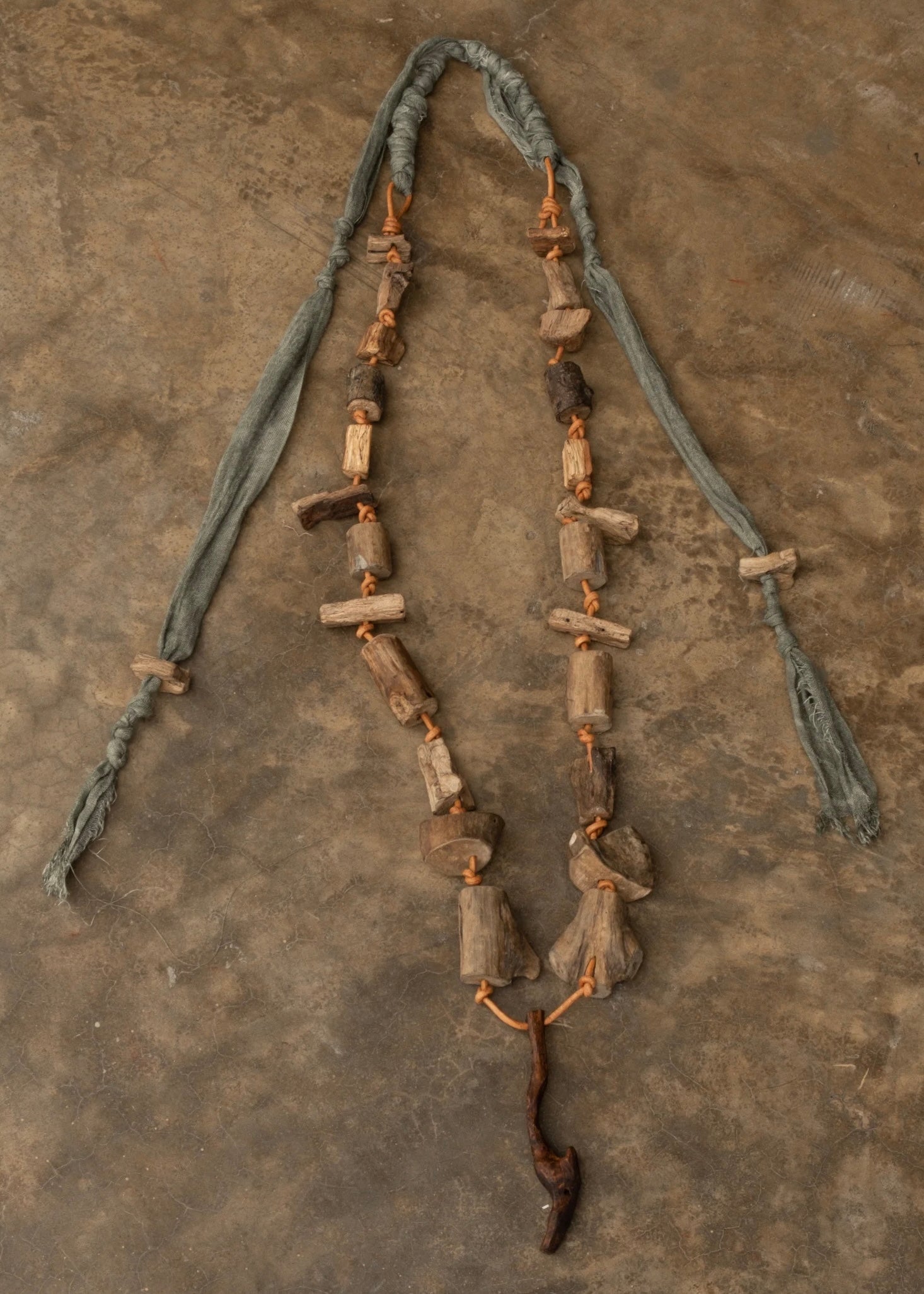 Fragmento Ancestral Necklace