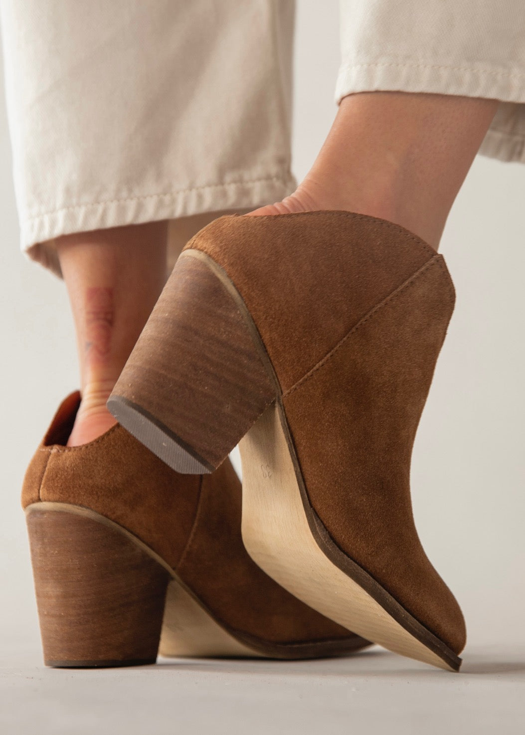 Undercut bootie